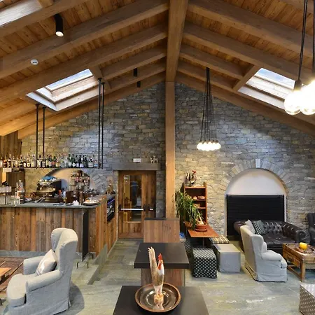 Maison Saint Jean Hotel 4*