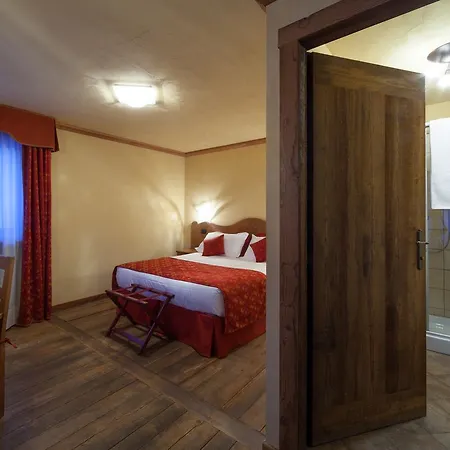 Maison Saint Jean Otel 4*