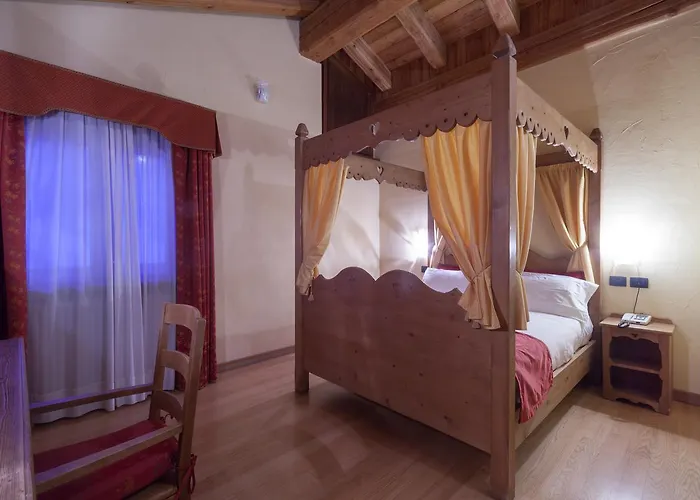 圣简马森酒店 4*