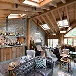 Maison Saint Jean Hotel 4*