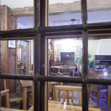 Maison Saint Jean فندق كورمايور
